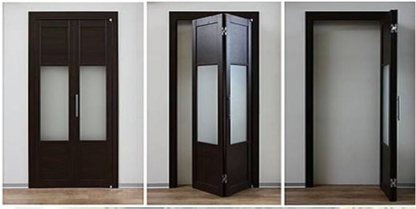 Шпонированные двери гармошка с матовыми стеклянными вставками Норильск