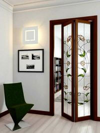 Двери гармошка с витражным декором Норильск